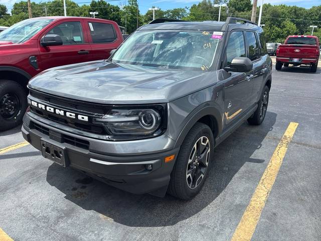 2021 Ford Bronco Sport Outer Banks 4WD photo