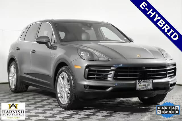 2020 Porsche Cayenne E-Hybrid AWD photo