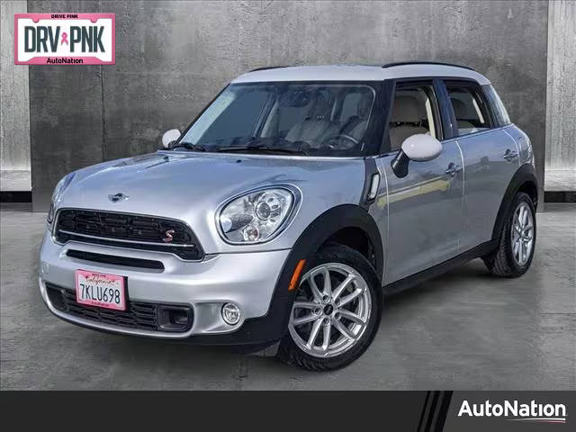 2015 MINI Countryman S FWD photo