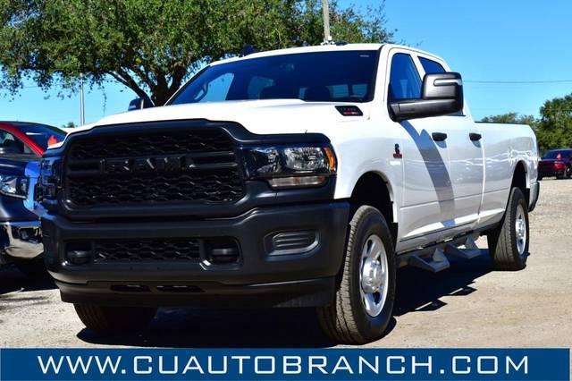 2023 Ram 3500 Tradesman 4WD photo