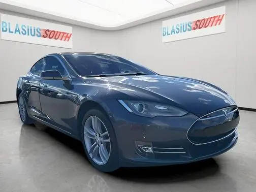 2016 Tesla Model S 90D AWD photo
