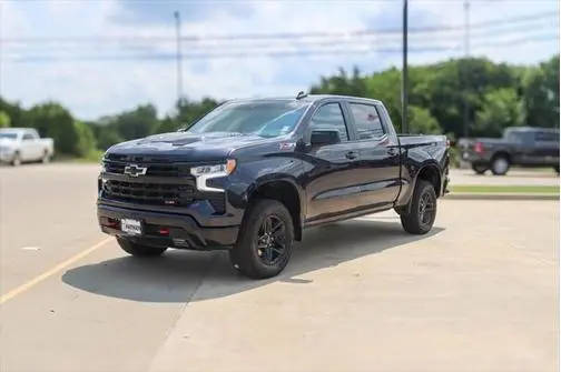 2023 Chevrolet Silverado 1500 LT Trail Boss 4WD photo