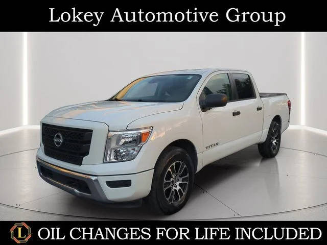 2023 Nissan Titan SV RWD photo