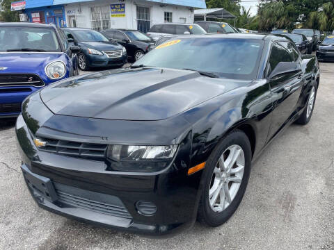 2015 Chevrolet Camaro LS RWD photo