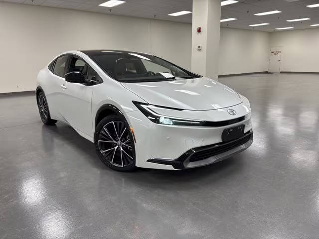 2023 Toyota Prius Limited FWD photo