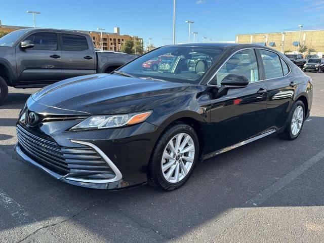 2022 Toyota Camry LE FWD photo