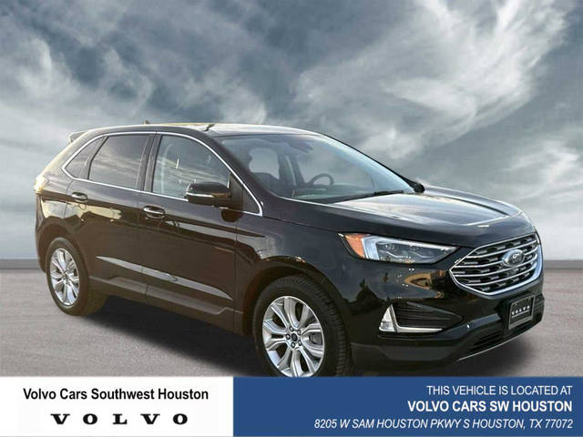 2022 Ford Edge Titanium AWD photo