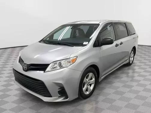 2020 Toyota Sienna L FWD photo