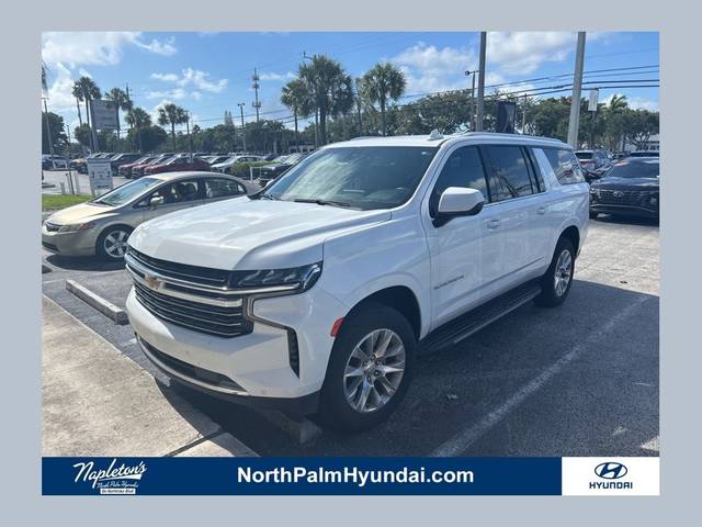 2022 Chevrolet Suburban LT RWD photo