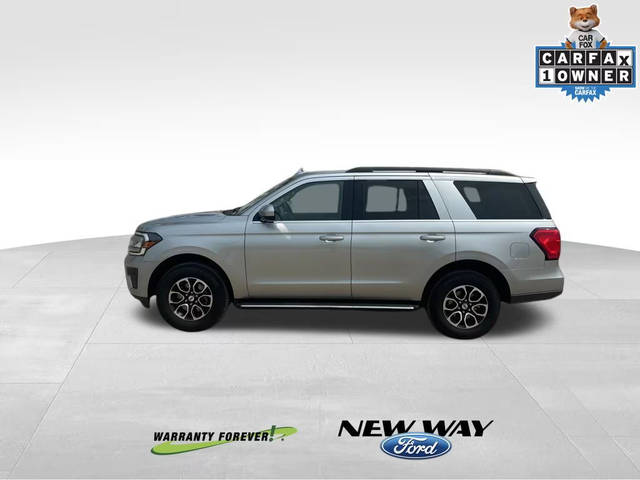 2023 Ford Expedition XLT 4WD photo