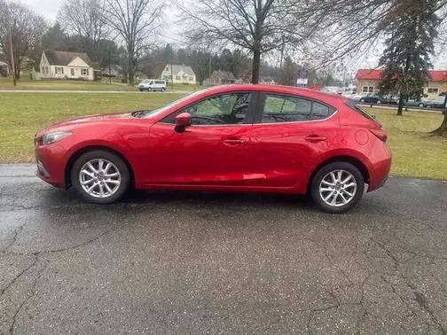 2015 Mazda 3 i Grand Touring FWD photo