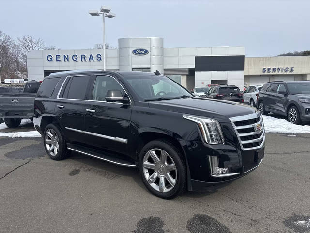 2017 Cadillac Escalade Luxury 4WD photo
