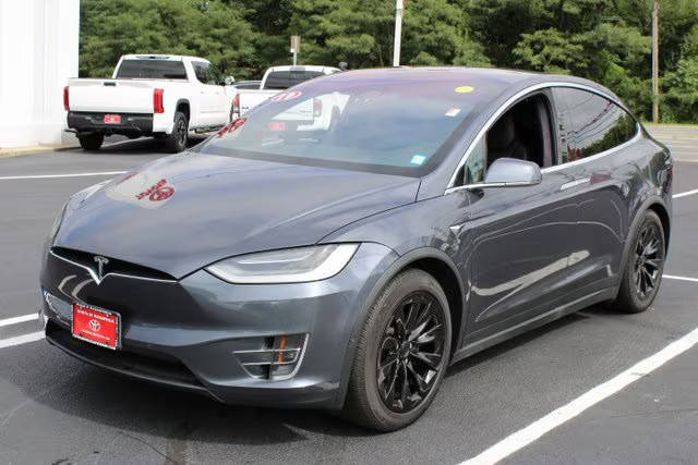 2019 Tesla Model X Long Range AWD photo