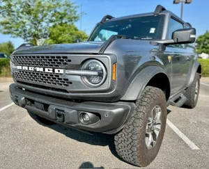 2023 Ford Bronco 2 Door Badlands 4WD photo