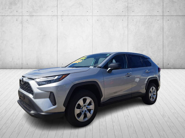 2023 Toyota RAV4 LE AWD photo