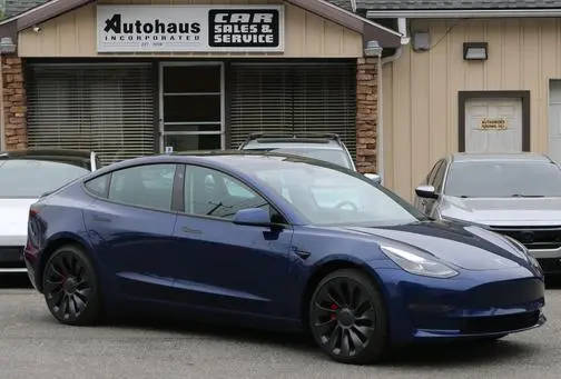 2023 Tesla Model 3 Performance AWD photo