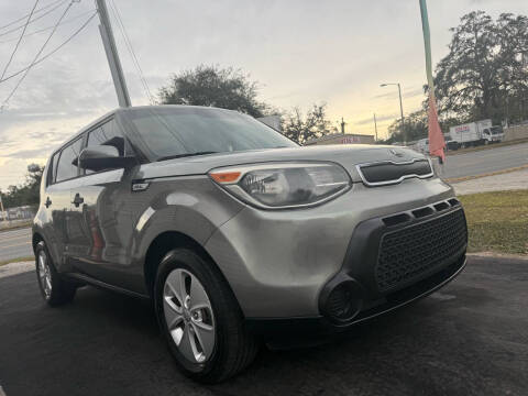 2015 Kia Soul Base FWD photo