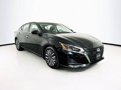 2023 Nissan Altima 2.5 SV FWD photo