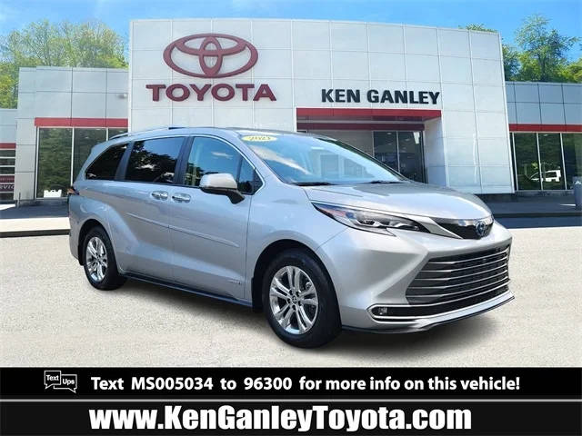 2021 Toyota Sienna Platinum AWD photo