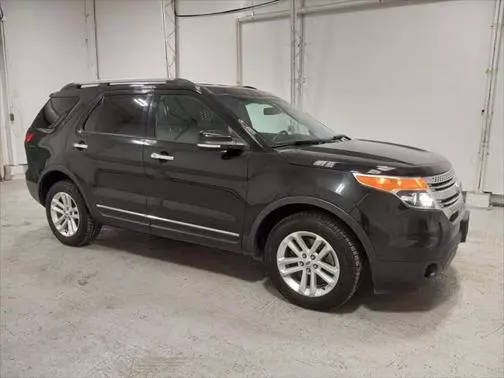 2015 Ford Explorer XLT 4WD photo