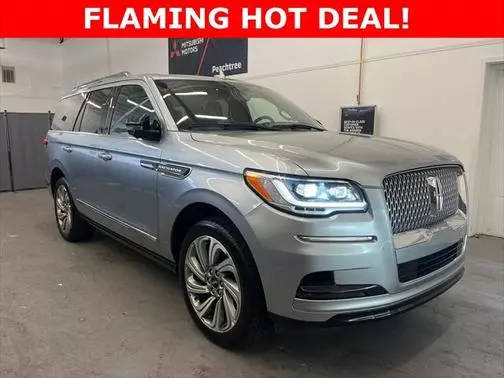 2022 Lincoln Navigator Reserve 4WD photo