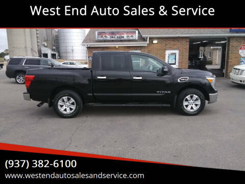 2017 Nissan Titan SV 4WD photo