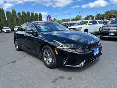 2022 Kia K5 LXS FWD photo
