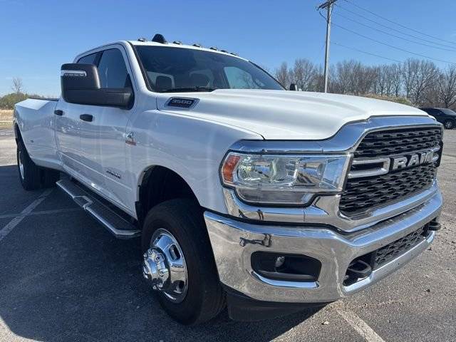 2023 Ram 3500 Big Horn 4WD photo