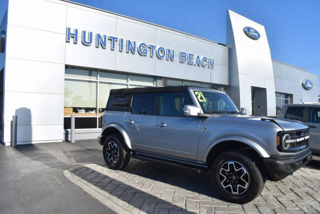 2021 Ford Bronco 4 Door Outer Banks 4WD photo