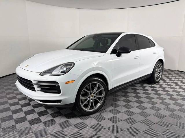 2021 Porsche Cayenne Coupe  AWD photo