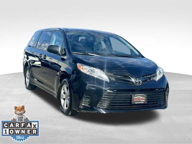 2020 Toyota Sienna L FWD photo