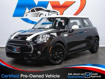 2016 MINI Hardtop 2 Door S FWD photo