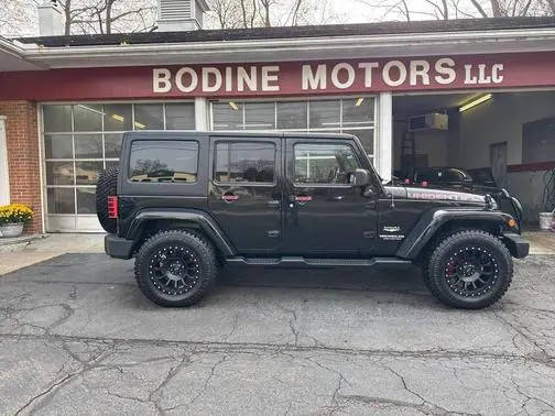 2015 Jeep Wrangler Unlimited Sahara 4WD photo