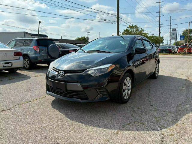 2015 Toyota Corolla LE FWD photo