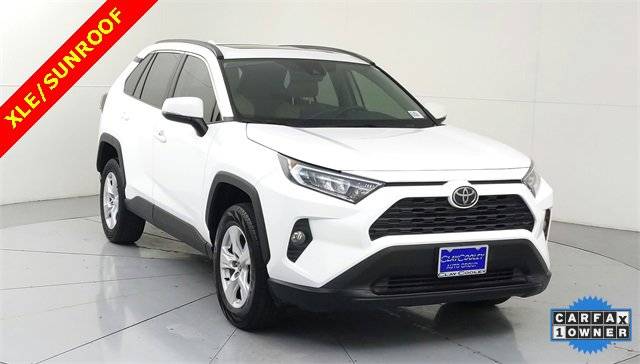 2022 Toyota RAV4 XLE AWD photo