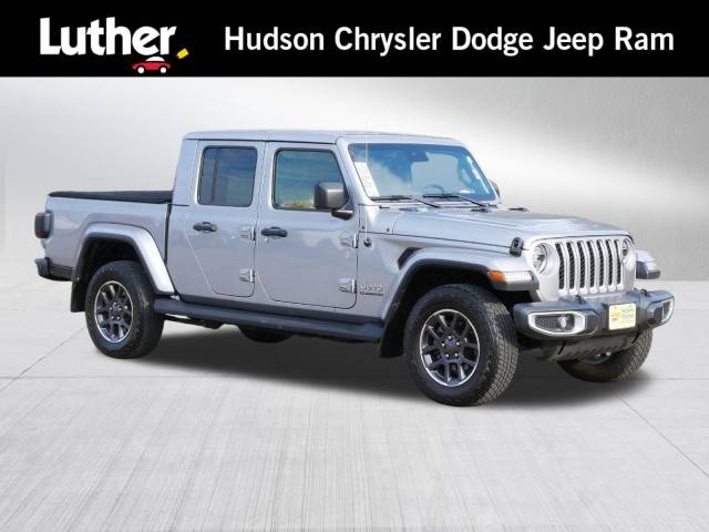 2021 Jeep Gladiator Overland 4WD photo