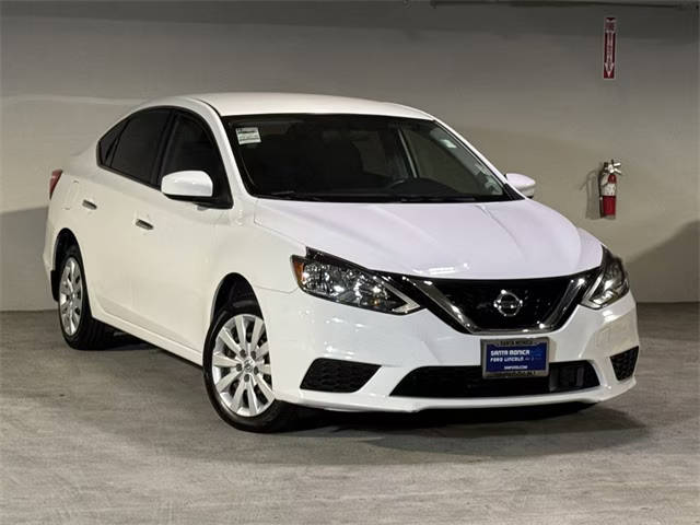 2019 Nissan Sentra S FWD photo