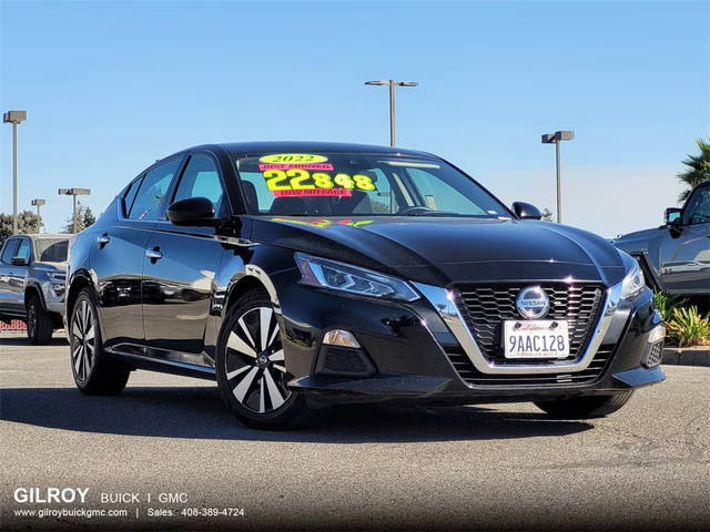 2022 Nissan Altima 2.5 SV FWD photo