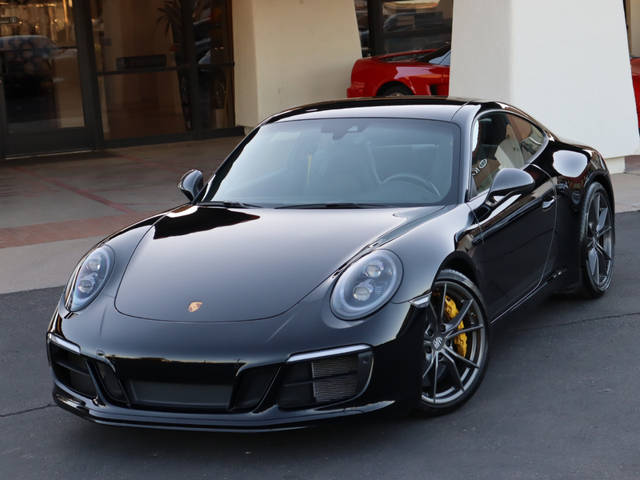 2019 Porsche 911 Carrera T RWD photo