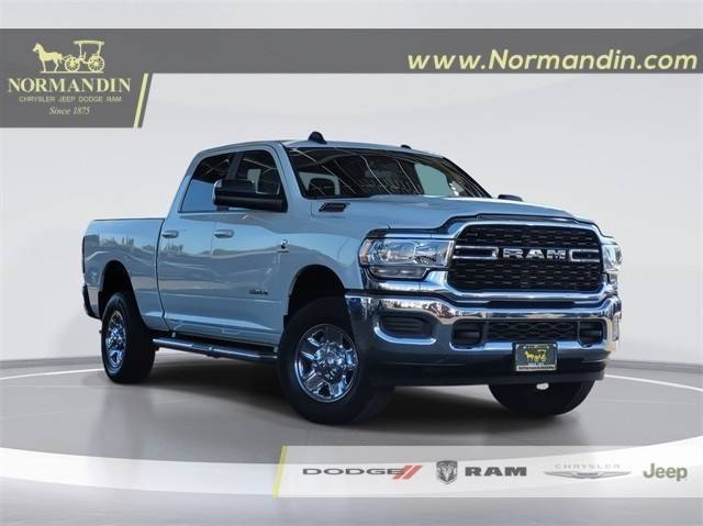 2022 Ram 2500 Big Horn 4WD photo