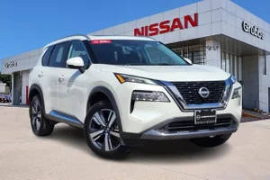 2023 Nissan Rogue SL FWD photo