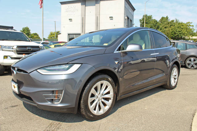 2020 Tesla Model X Long Range AWD photo