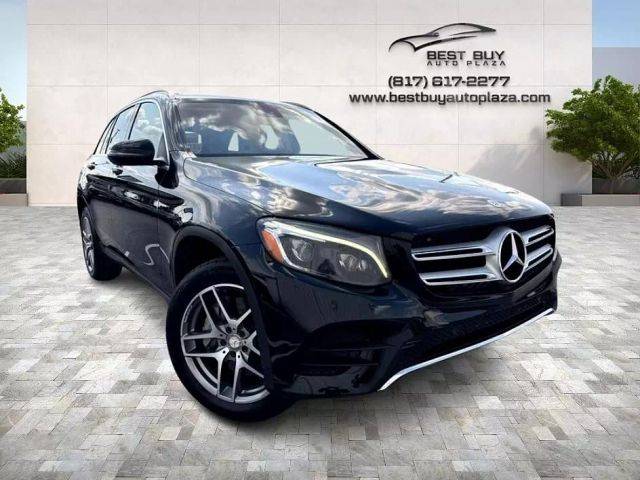 2016 Mercedes-Benz GLC-Class GLC 300 AWD photo