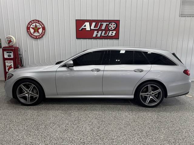 2018 Mercedes-Benz E-Class E 400 AWD photo