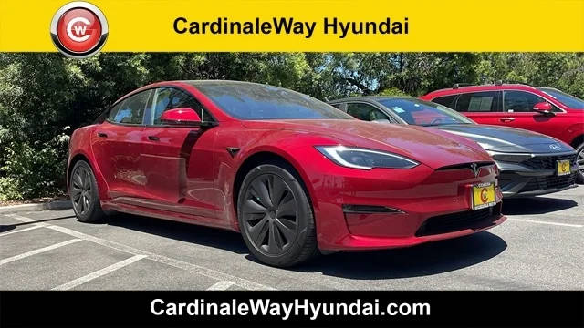 2023 Tesla Model S Plaid AWD photo