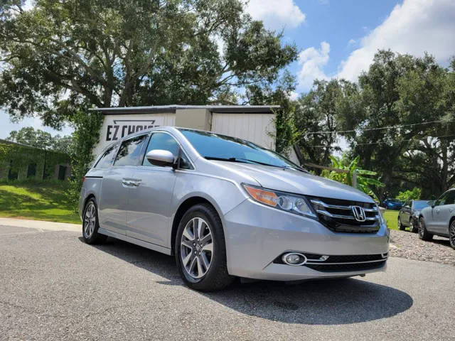 2016 Honda Odyssey Touring Elite FWD photo