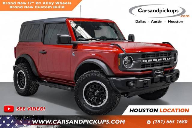 2023 Ford Bronco 2 Door Black Diamond 4WD photo