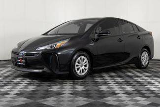 2022 Toyota Prius L Eco FWD photo