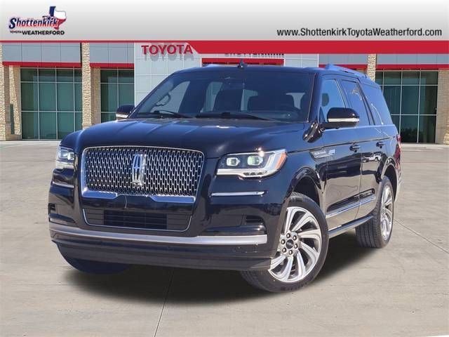 2023 Lincoln Navigator Reserve 4WD photo