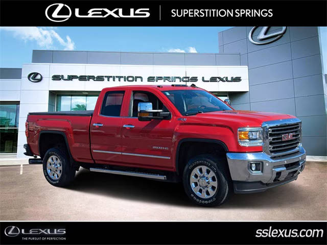 2015 GMC Sierra 2500HD SLT 4WD photo